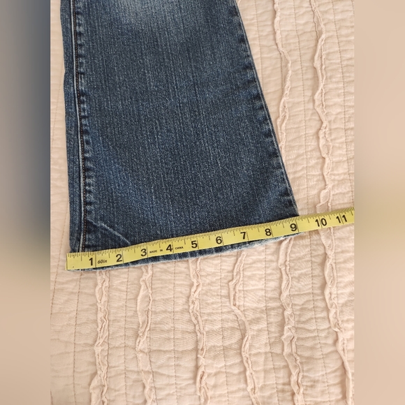 American Eagle Favorite Boyfriend Stretch Jeans, Bootcut, Distress, 6 Short - Picture 9 of 9